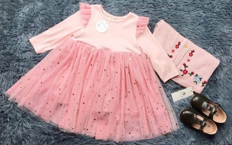 Rất nhiều mẫu quần áo đẹp tại Kids Fashion giúp các bé trở nên thật lộng lẫy