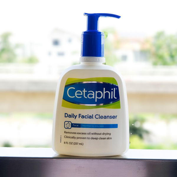 Cetaphil Daily Facial Cleanser For Normal to Oily Skin